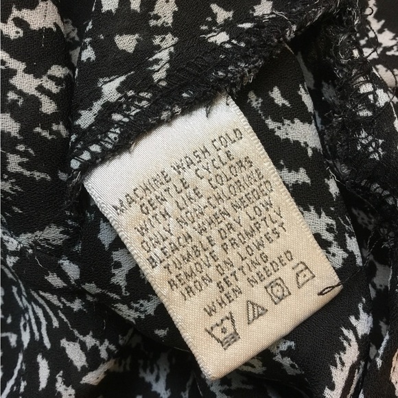 Nine & Co 18W black and gray semi sheer long sleeve button down blouse - Picture 8 of 14